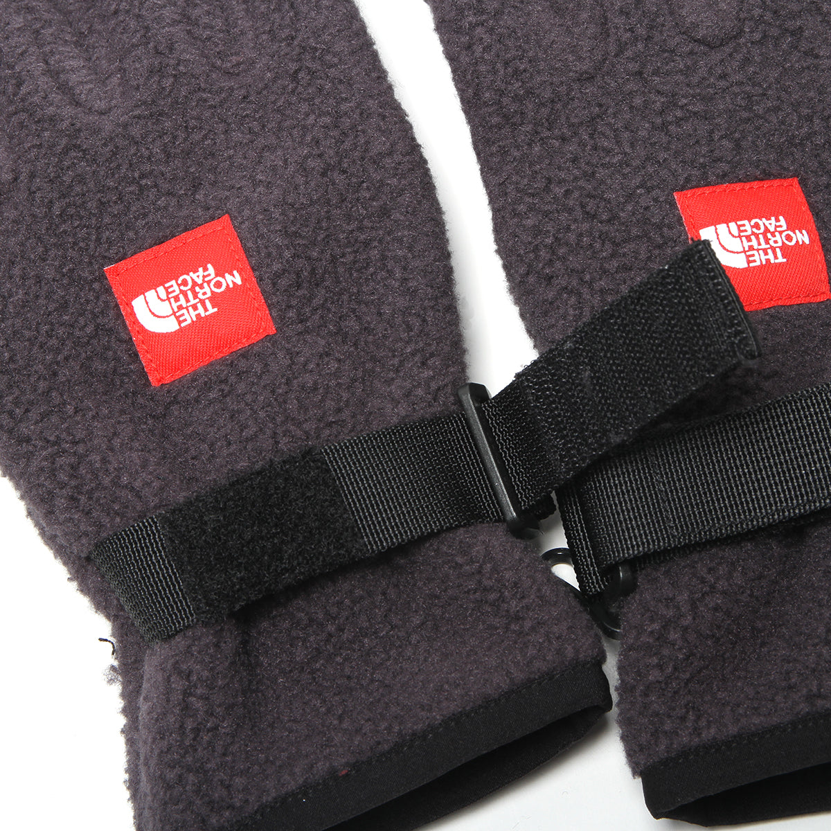 The North Face - Fleece Gloves
Style # NF0A8EGF0SA1
Color : Obsidian