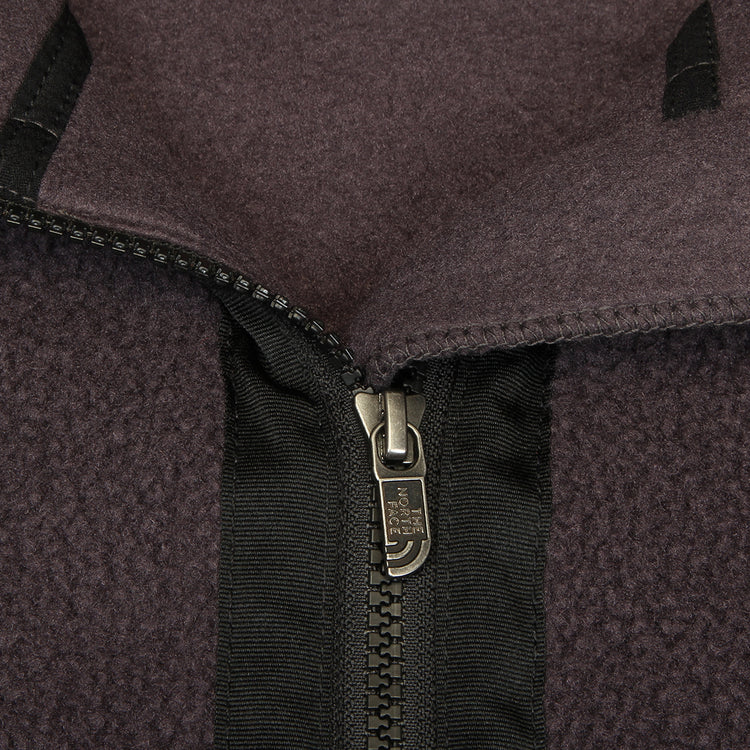 The North Face - Red Box Half-Zip Fleece
Style # NF0A8EGC0SA1
Color : Obsidian