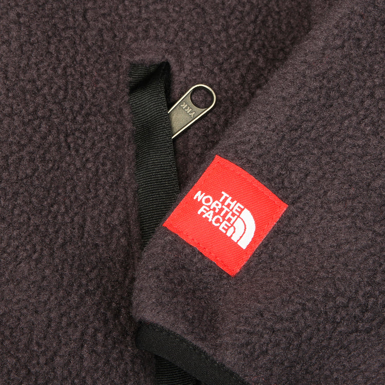 The North Face - Red Box Half-Zip Fleece
Style # NF0A8EGC0SA1
Color : Obsidian
