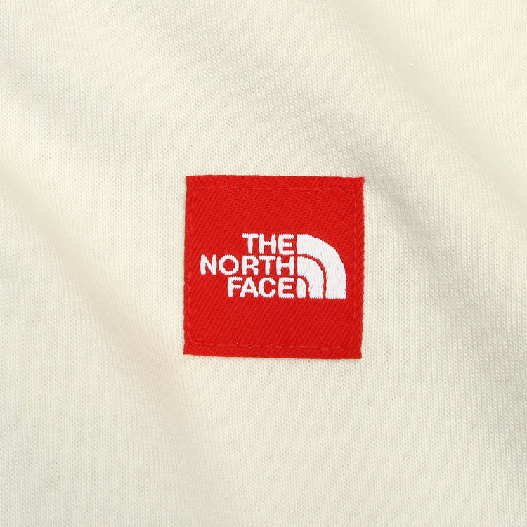 The North Face - Redbox T-Shirt
Style # NF0A8EG5QLI1
Color : White Dune