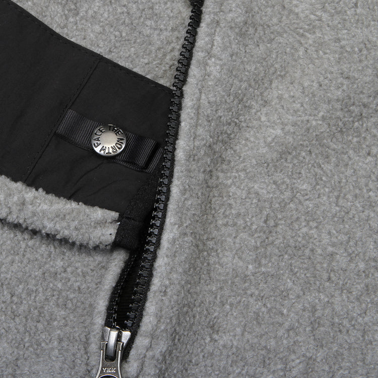 The North Face - Women's Retro Denali Jacket
Style # NF0A88YRCTO1
Color : Mid Grey Heather / TNF Black