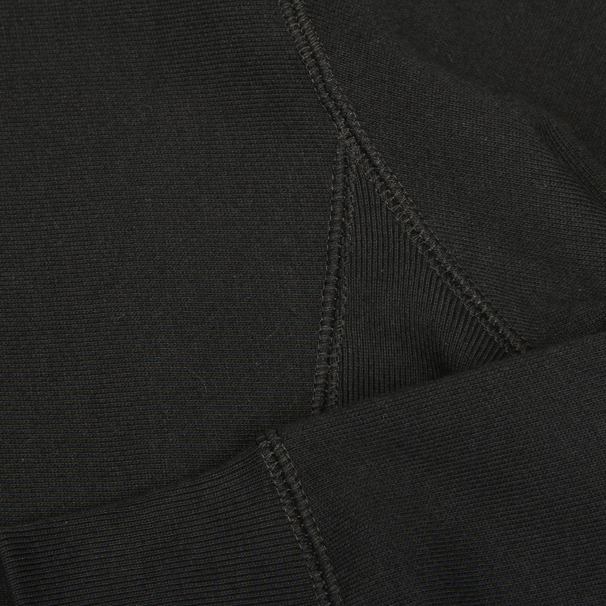 Thrasher - Heavyweight Embroidered Mag Logo Hoodie
Color : Black