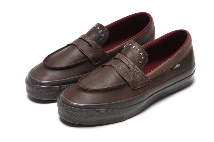 Vans OTW - LX Loafer 53
Style # VN000VATDMV1
Color : Hardware Potting Soil
