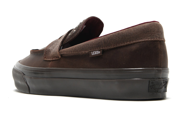 Vans OTW - LX Loafer 53
Style # VN000VATDMV1
Color : Hardware Potting Soil