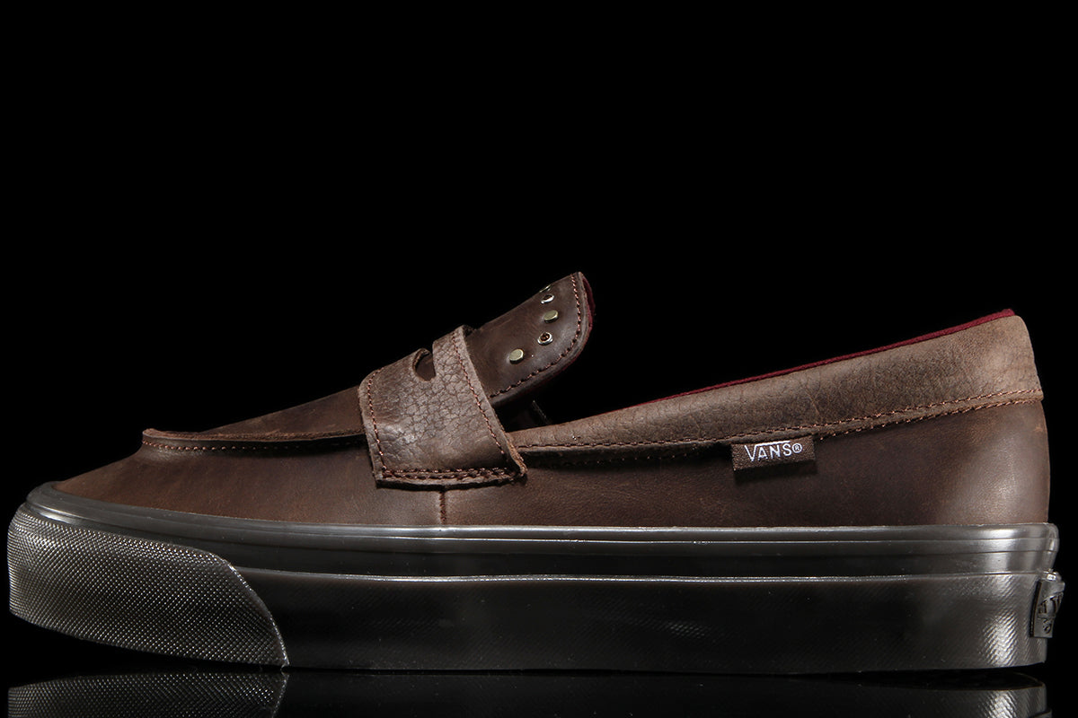Vans OTW - LX Loafer 53
Style # VN000VATDMV1
Color : Hardware Potting Soil