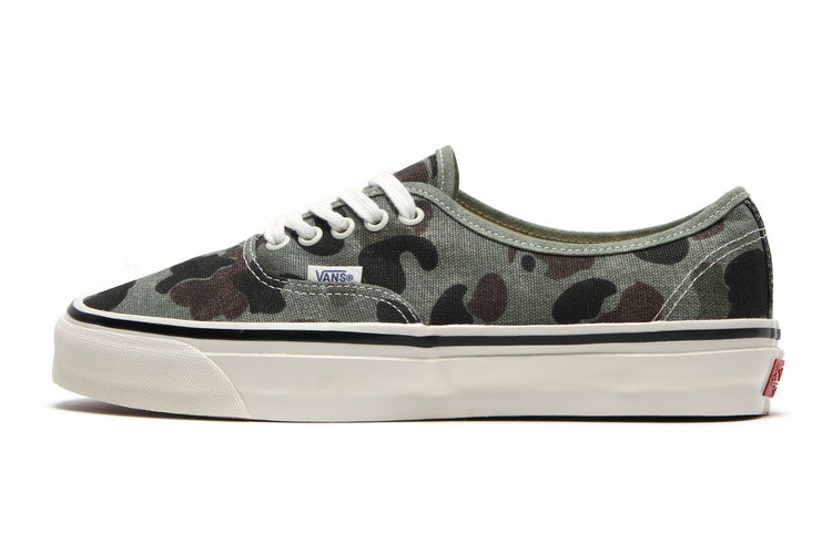 Vans OTW - LX Authentic 44
Style # VN000EBNCX31
Color : Duck Camo Green