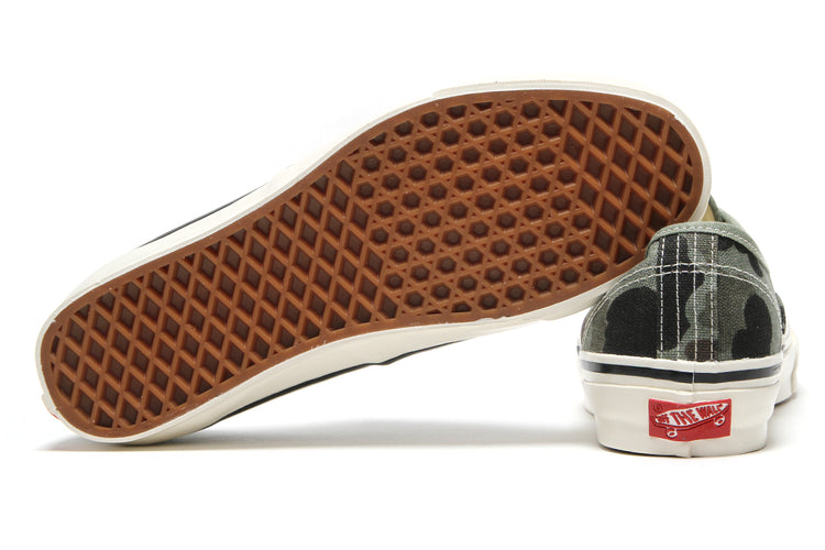 Vans OTW - LX Authentic 44
Style # VN000EBNCX31
Color : Duck Camo Green