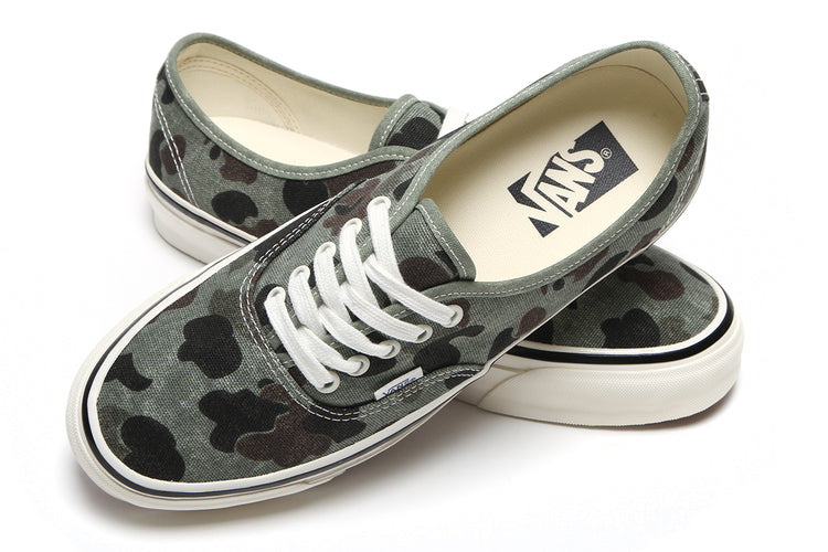Vans OTW - LX Authentic 44
Style # VN000EBNCX31
Color : Duck Camo Green