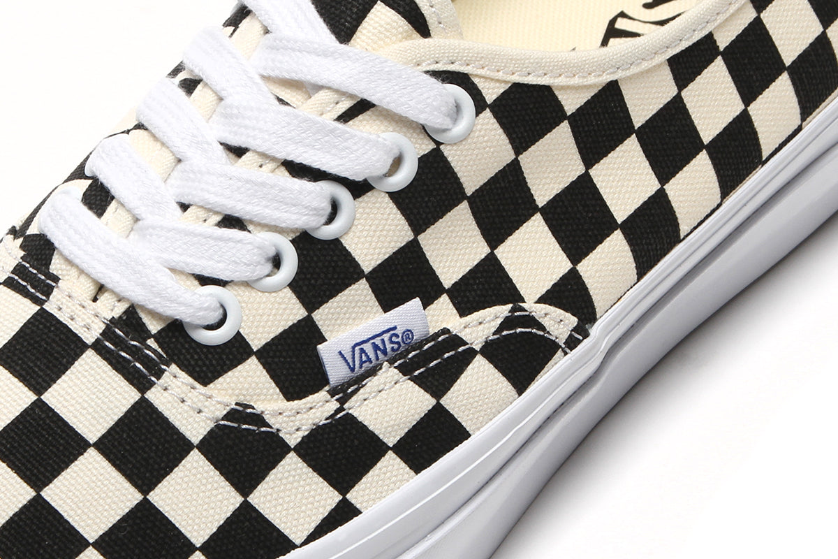 Vans OTW - LX Authentic Reissue 44 LX
Style # VN000CQA2BO1
Color : Checkerboard Black