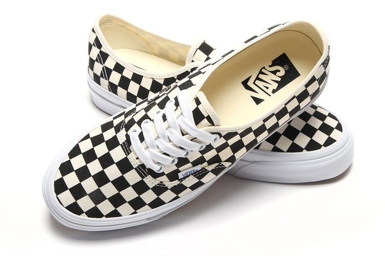 Vans OTW - LX Authentic Reissue 44 LX
Style # VN000CQA2BO1
Color : Checkerboard Black