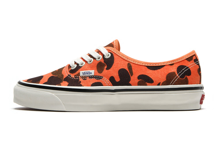 Vans OTW - LX Authentic 44
Style # VN000EBNORA1
Color : Duck Camo Orange