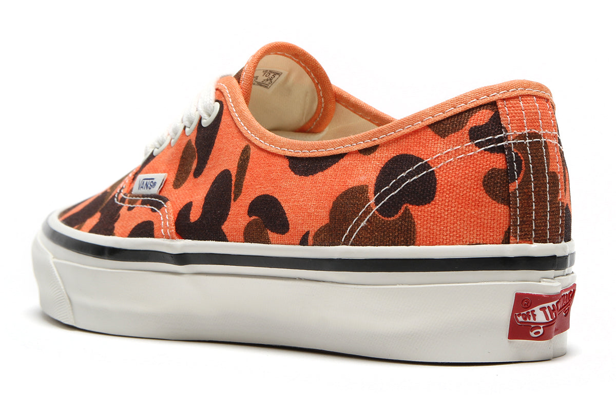 Vans OTW - LX Authentic 44
Style # VN000EBNORA1
Color : Duck Camo Orange