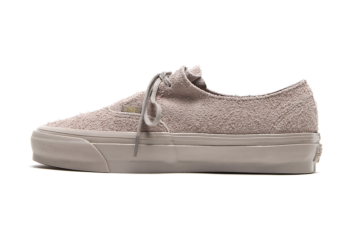 Vans OTW - LX Authentic Ease
Style # VN000EHF7D61
Color : Mushroom