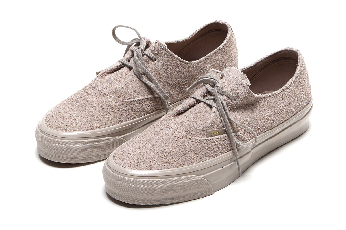 Vans OTW - LX Authentic Ease
Style # VN000EHF7D61
Color : Mushroom