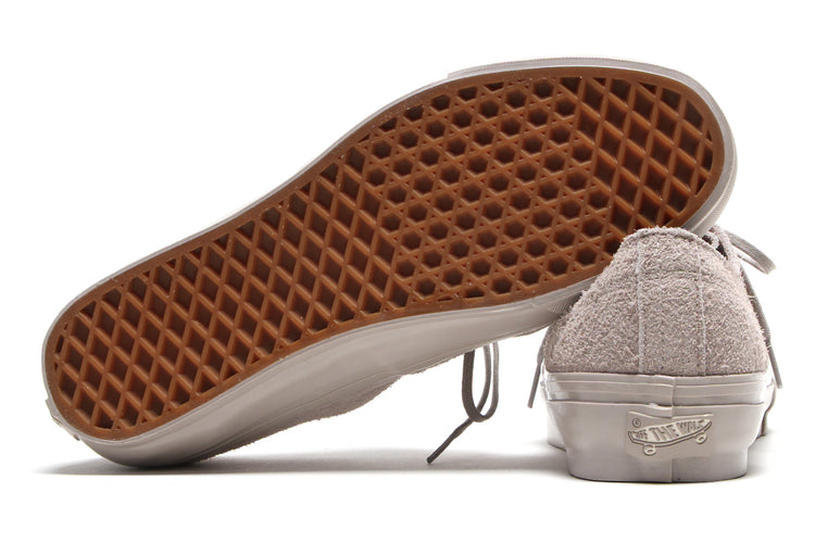 Vans OTW - LX Authentic Ease
Style # VN000EHF7D61
Color : Mushroom