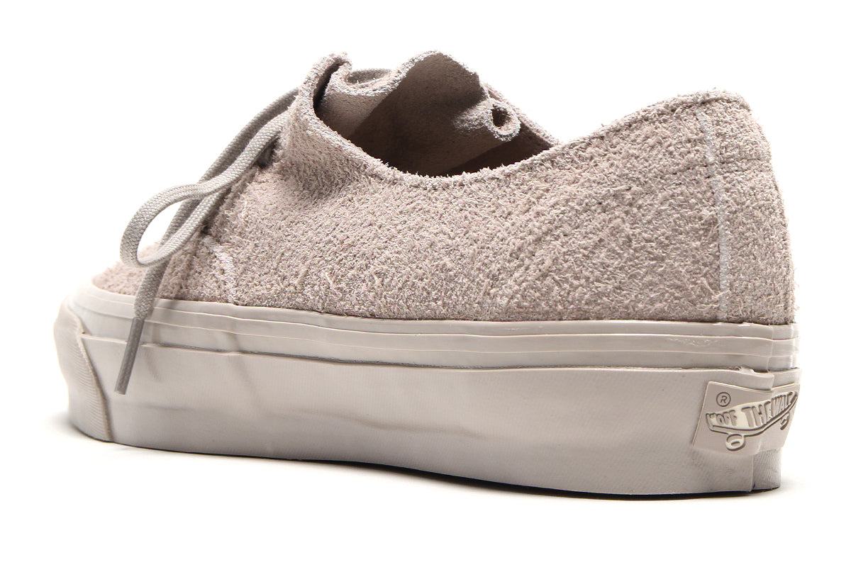 Vans OTW - LX Authentic Ease
Style # VN000EHF7D61
Color : Mushroom