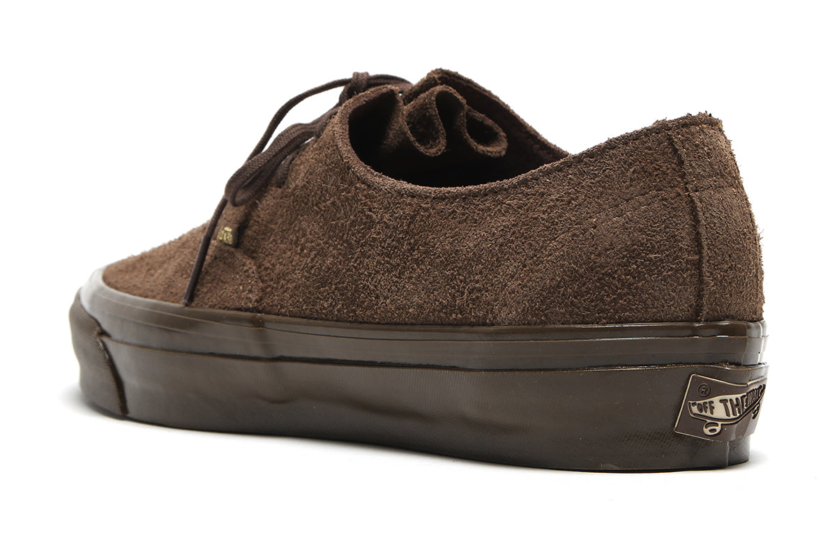 Vans OTW - LX Authentic Ease
Style # VN000EHFFST1
Color : Vintage Cocoa