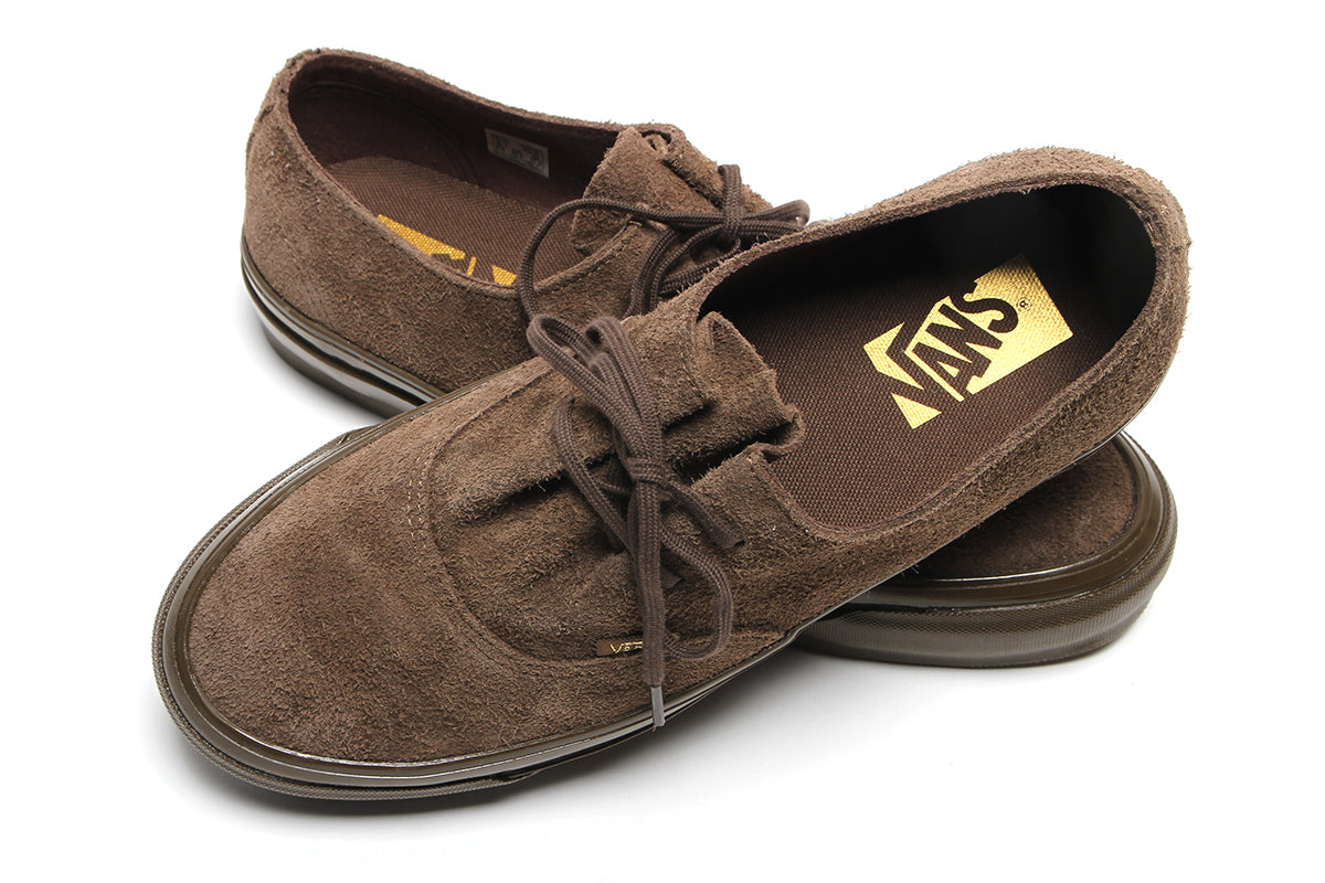 Vans OTW - LX Authentic Ease
Style # VN000EHFFST1
Color : Vintage Cocoa