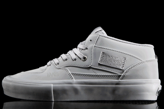 Vans - Skate Half Cab by Atiba
Style # VN0A5FCDBH71
Color : Light Gray