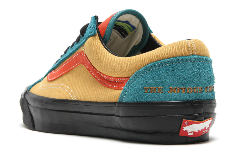 Vans OTW Old Skool 36 x Julian Klincewicz
Style # VN000DC0UXM1
Color : Mango