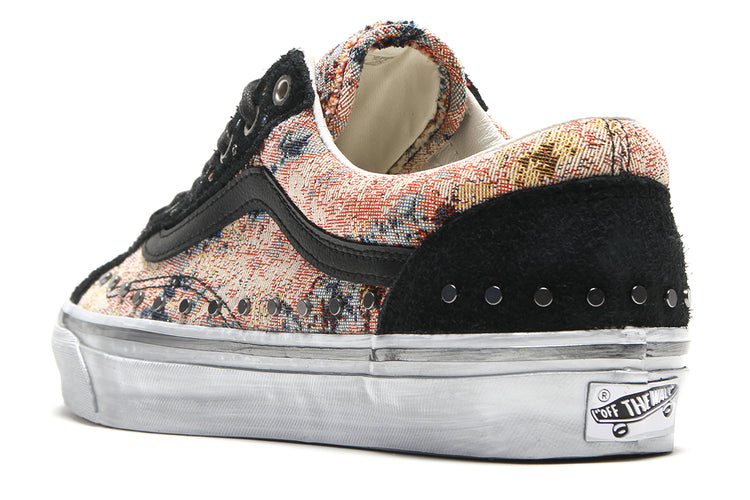 Vans OTW - LX Old Skool 36
Style # VN000E8VBML1
Color : Floral Rivets Black / Multi