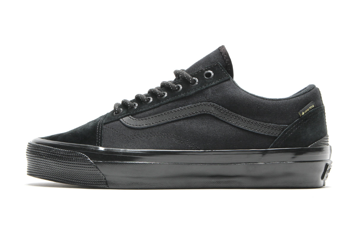 Vans OTW - LX Old Skool GTX
Style # VN000Z3DBLA1
Color : Black