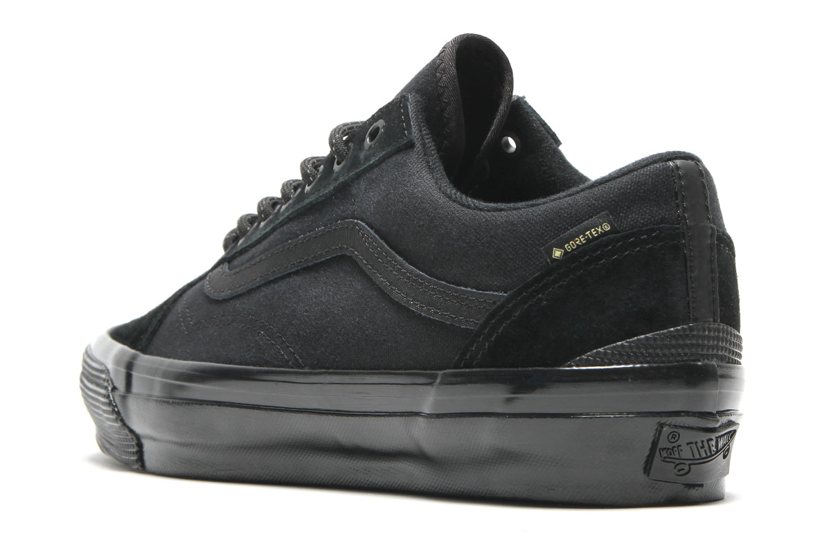Vans OTW - LX Old Skool GTX
Style # VN000Z3DBLA1
Color : Black