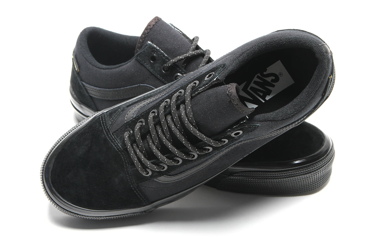Vans OTW - LX Old Skool GTX
Style # VN000Z3DBLA1
Color : Black
