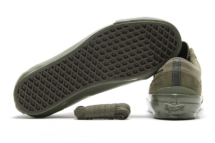 Vans OTW - LX Old Skool GTX
Style # VN000Z3DFR11
Color : Mossy Olive