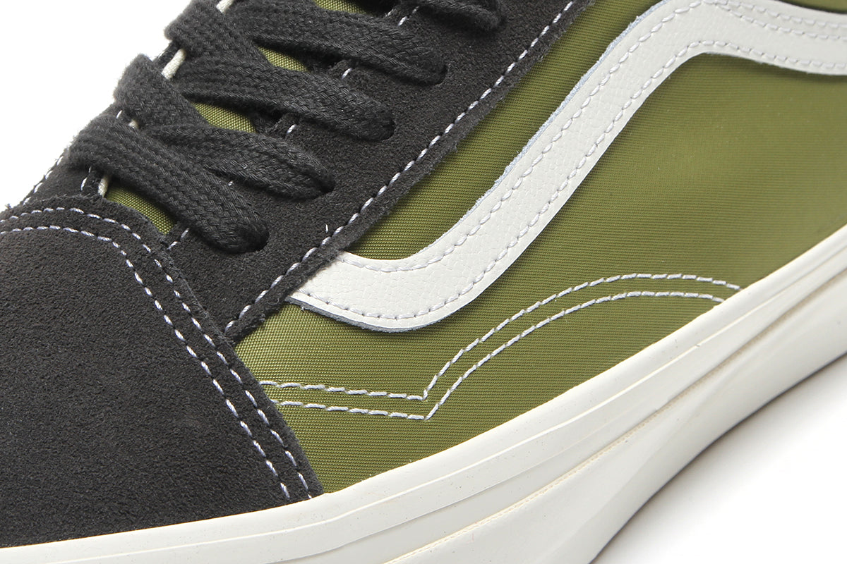 Vans OTW - LX Classic Slip-On 98
Style # VN000D9PCHW1
Color : Creme Brule