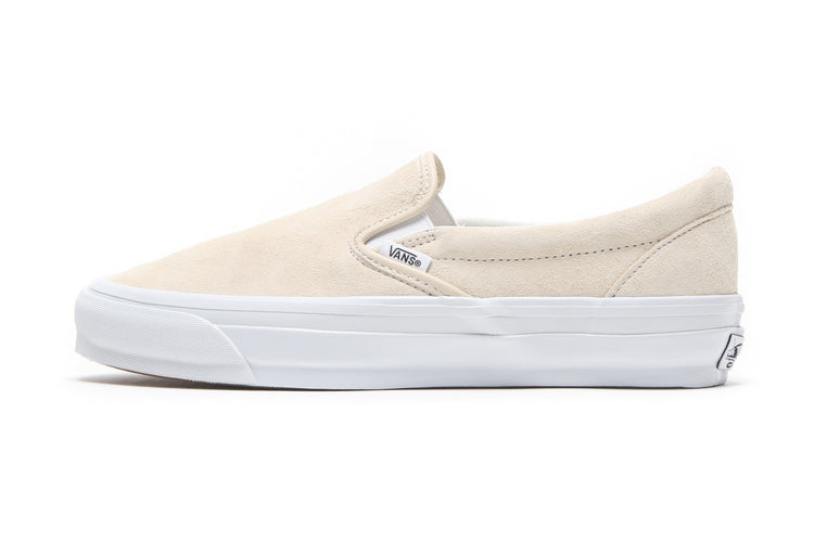 Vans OTW - LX Classic Slip-On 98
Style # VN000D9PCHW1
Color : Creme Brule