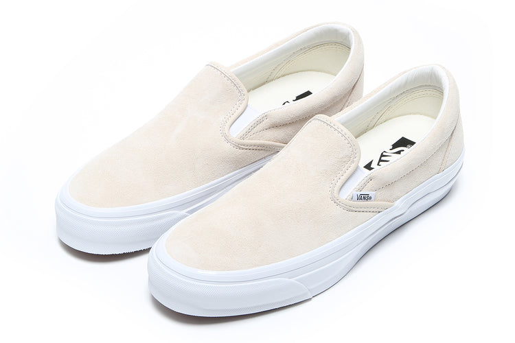 Vans OTW - LX Classic Slip-On 98
Style # VN000D9PCHW1
Color : Creme Brule