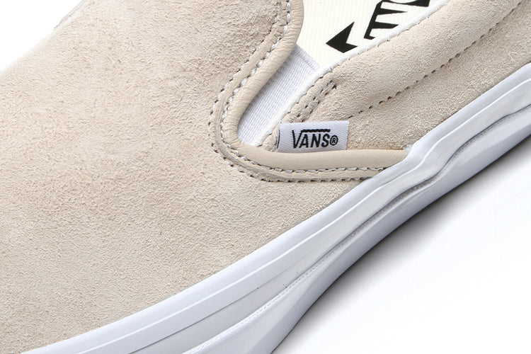 Vans OTW - LX Classic Slip-On 98
Style # VN000D9PCHW1
Color : Creme Brule