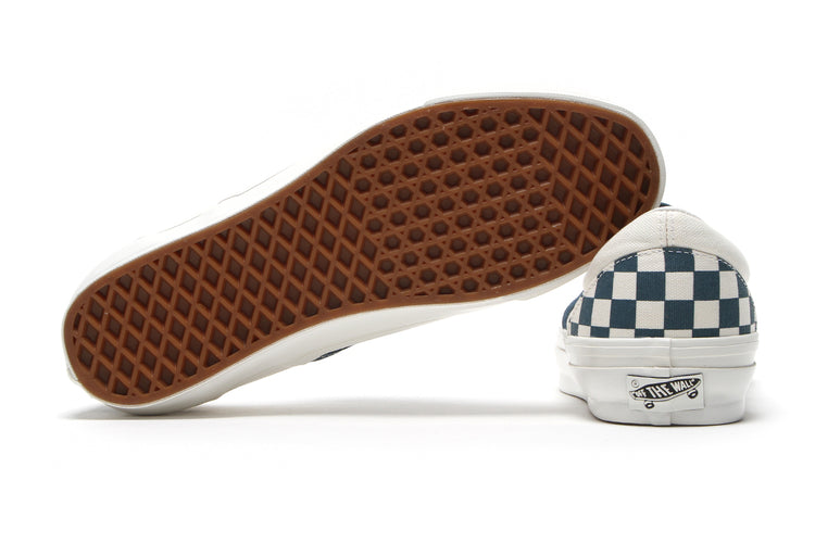 Vans OTW - LX Classic Slip-On 98
Style # VN000D9P12S1
Color : Checkerboard Stargazer