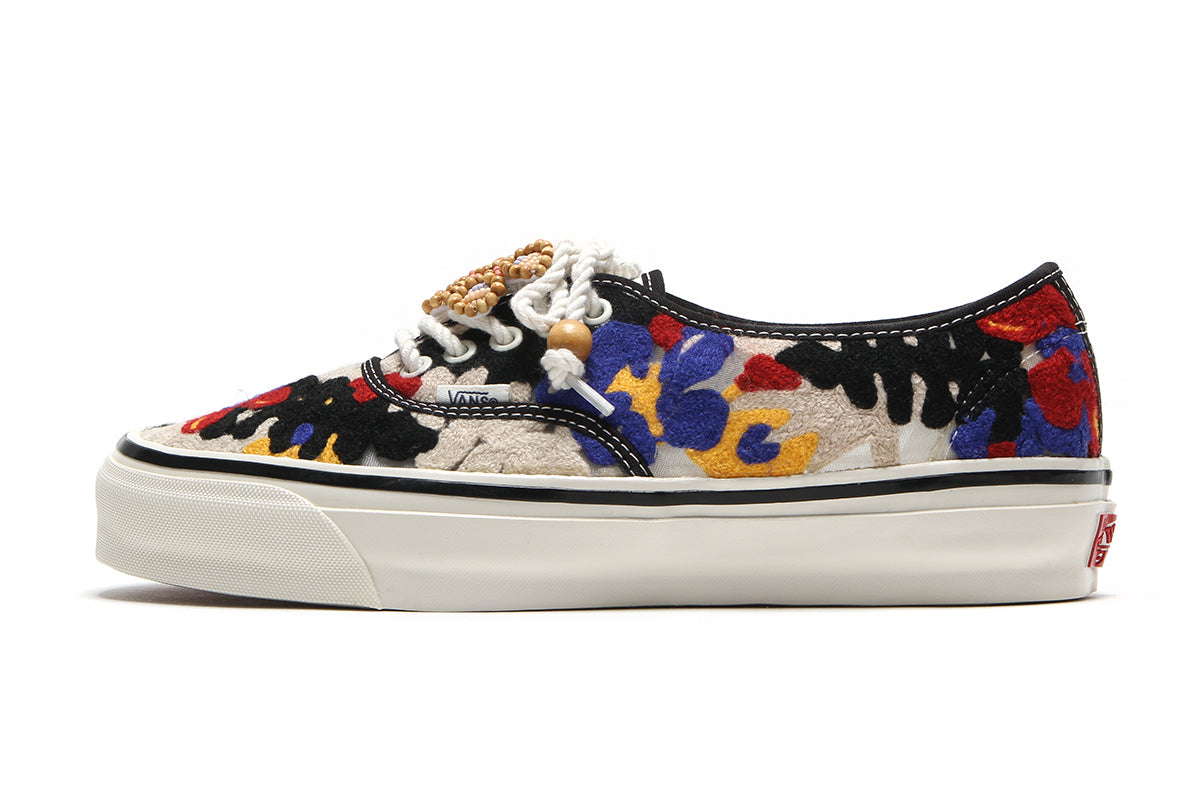LX Authentic 44 Needlework – Premier