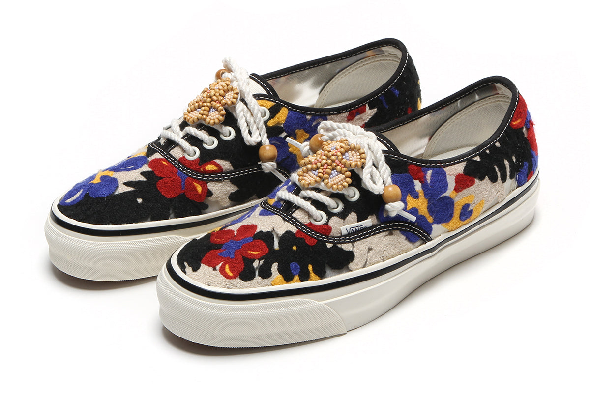 LX Authentic 44 Needlework – Premier