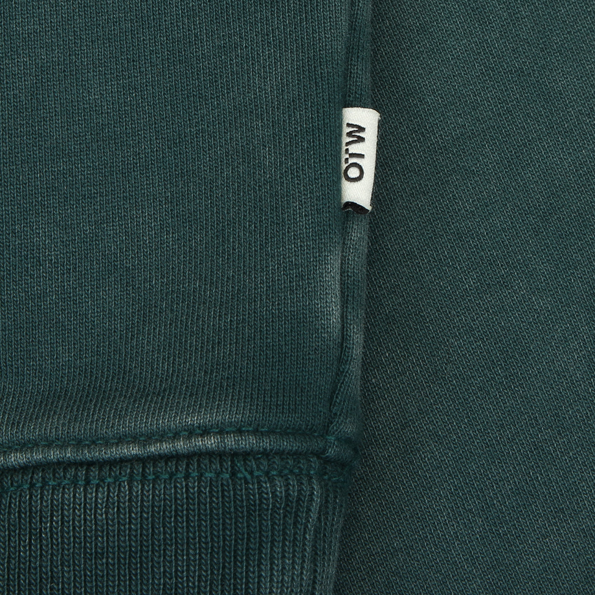 Vans OTW x Julian Klincevicz Collared Fleece
Style # VN000RSDYQX1
Color : Green