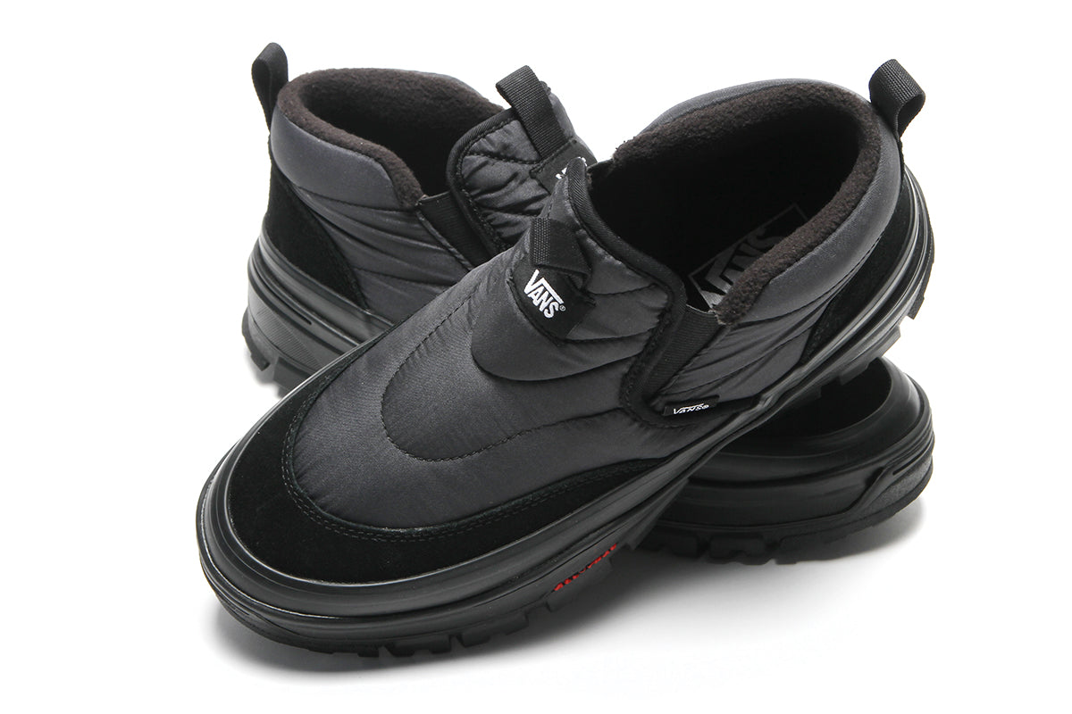 Vans - Mid-Slip Puff
Style # VN0010W1BKA1
Color : Black