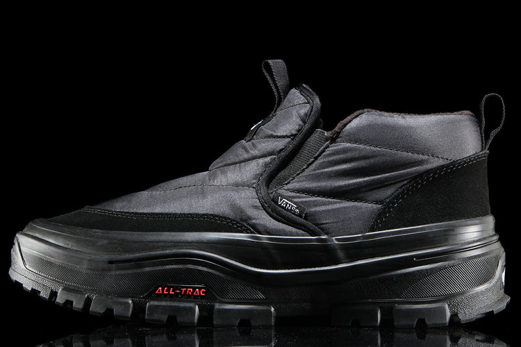 Vans - Mid-Slip Puff
Style # VN0010W1BKA1
Color : Black