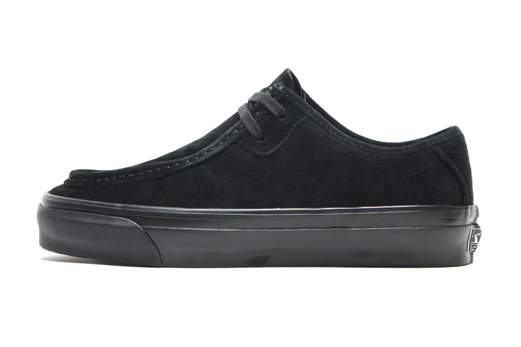 Vans - LX SF Moc Low
Style # VN000Z3XBKA1
Color : Black / Black