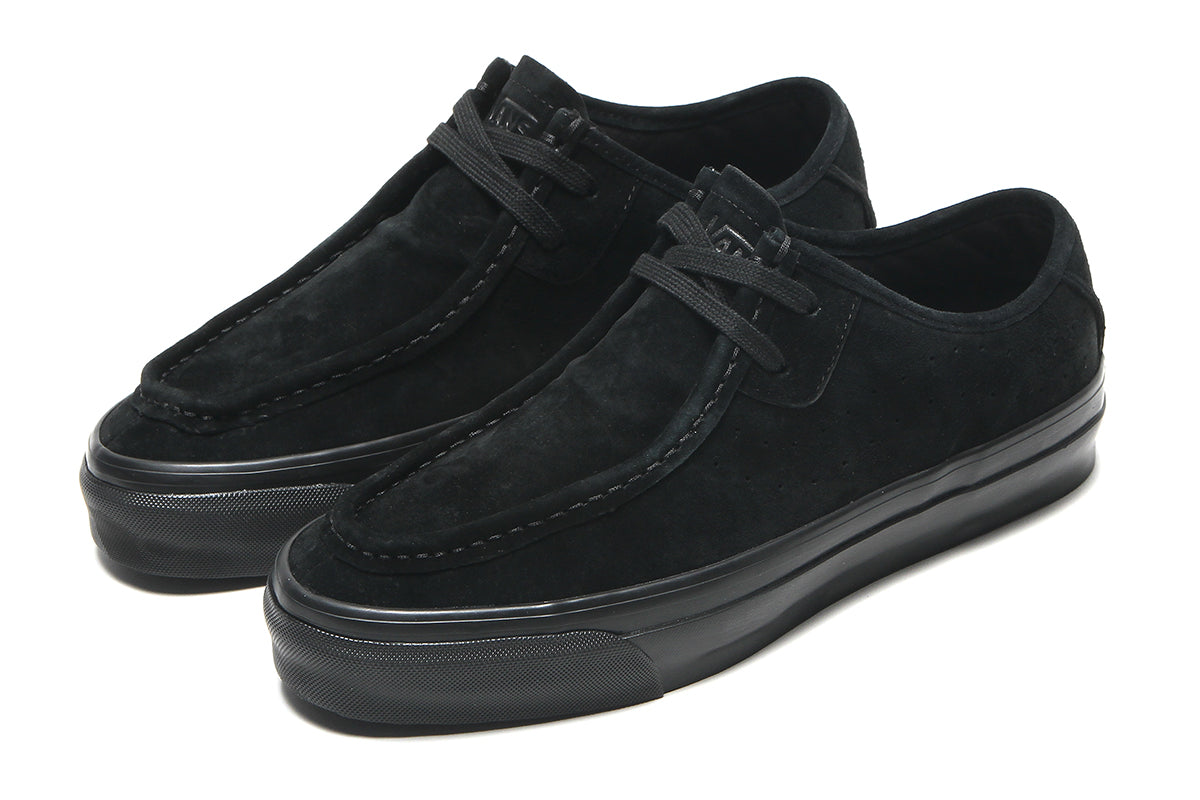Vans - LX SF Moc Low
Style # VN000Z3XBKA1
Color : Black / Black