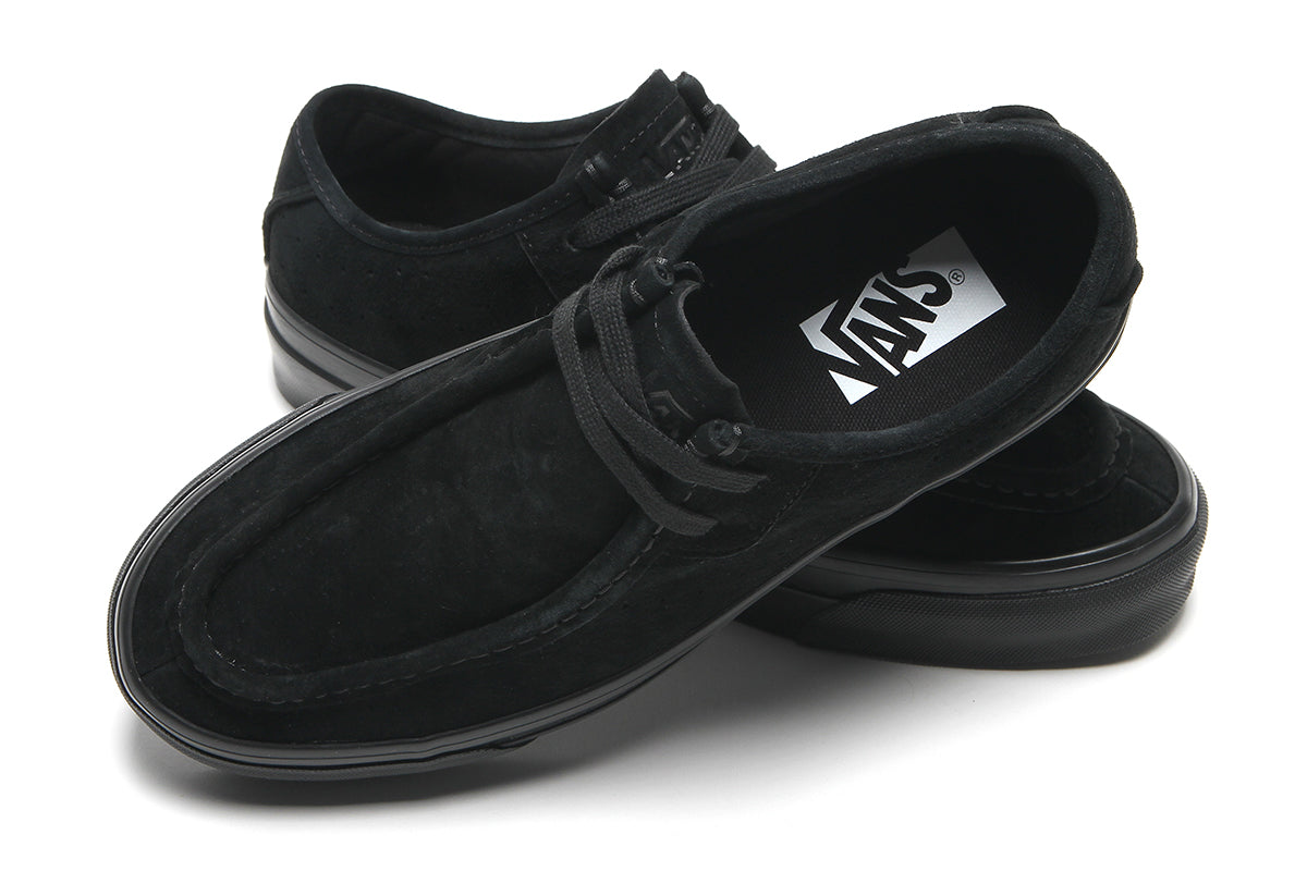 Vans - LX SF Moc Low
Style # VN000Z3XBKA1
Color : Black / Black