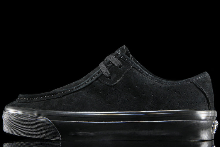 Vans - LX SF Moc Low
Style # VN000Z3XBKA1
Color : Black / Black