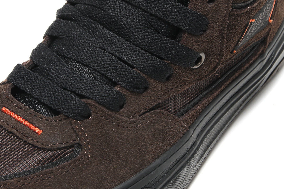 Vans - Skate Half Cab Wafflecup
Style # VN000D9ZY491
Color : Brown / Black