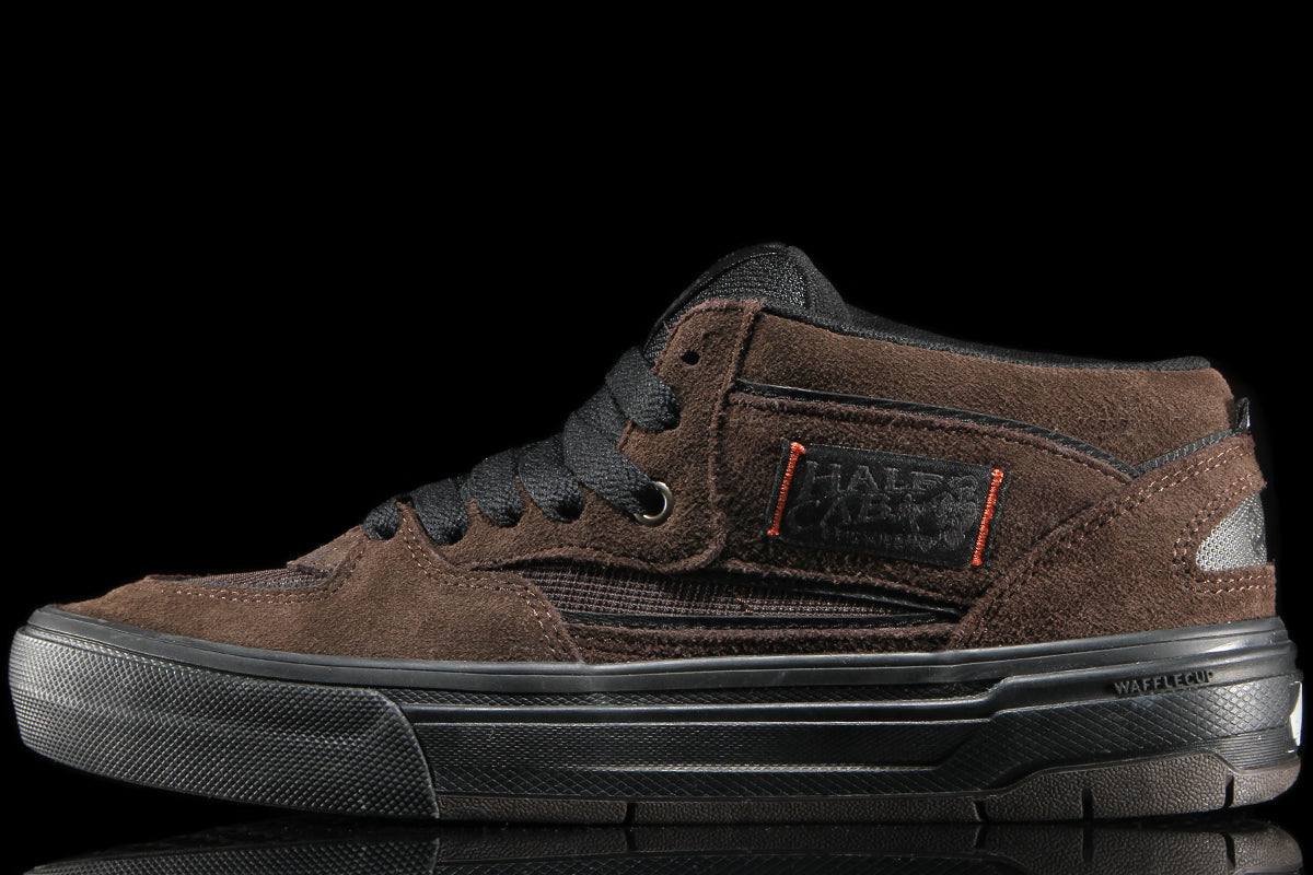 Vans - Skate Half Cab Wafflecup
Style # VN000D9ZY491
Color : Brown / Black