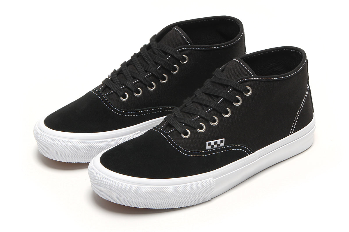 Vans - Skate Authentic Mid
Style # VN000EEQY281
Color : Black / White