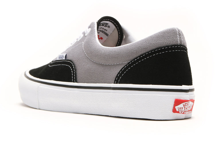 Vans - Skate Era
Style # VN000ECRDE21
Color : Black / Gray