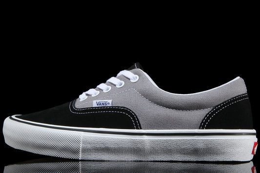 Vans - Skate Era
Style # VN000ECRDE21
Color : Black / Gray