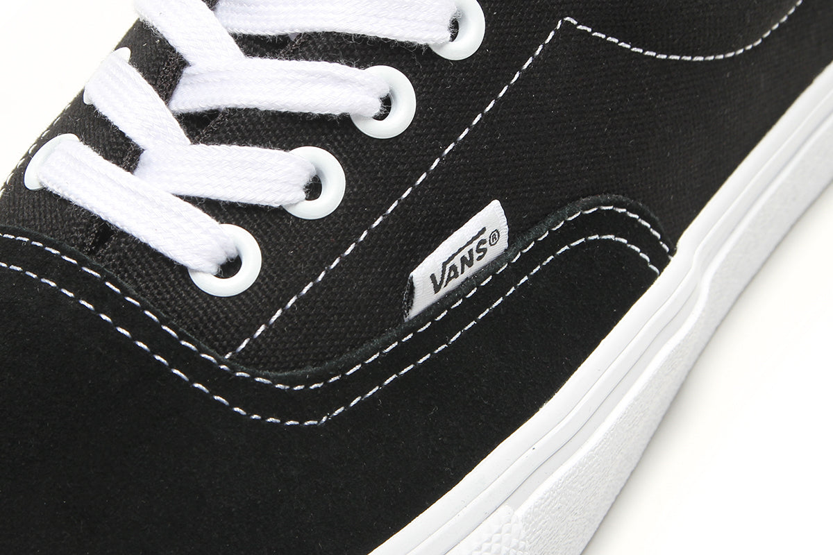 Vans - Skate Era
Style # VN000ECRBA21
Color : Black / White