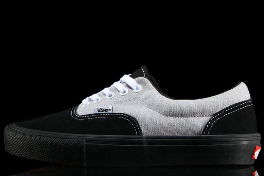 Vans - Skate Era
Style # VN000ECRY631
Color : Black / Light Grey